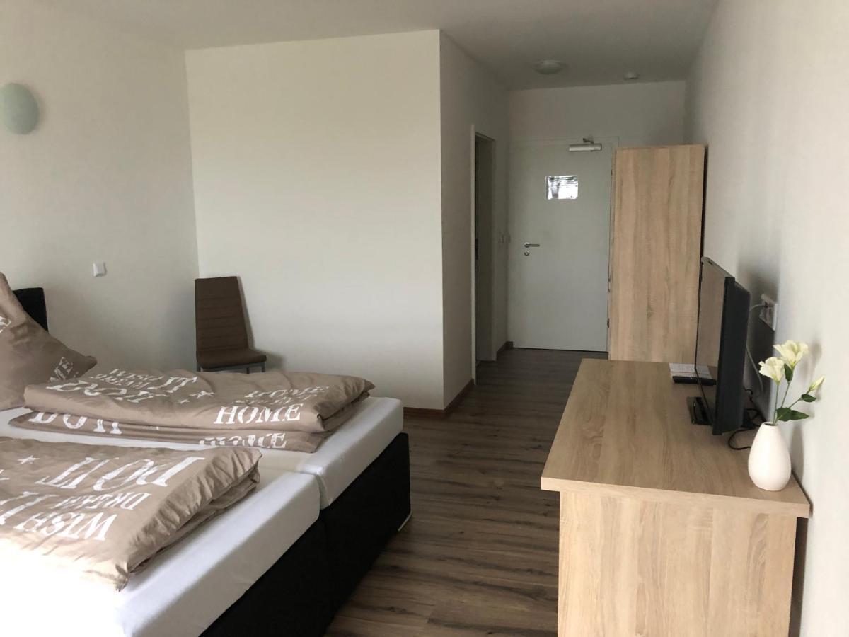 Stundenhotel Krieger Bueren  Esterno foto